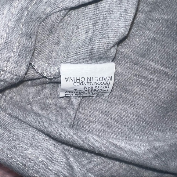 Gray Girls Size 110 4/5 Ain’t No Mama Like The One I Got Long Play Sleeve Shirt - Picture 4 of 7